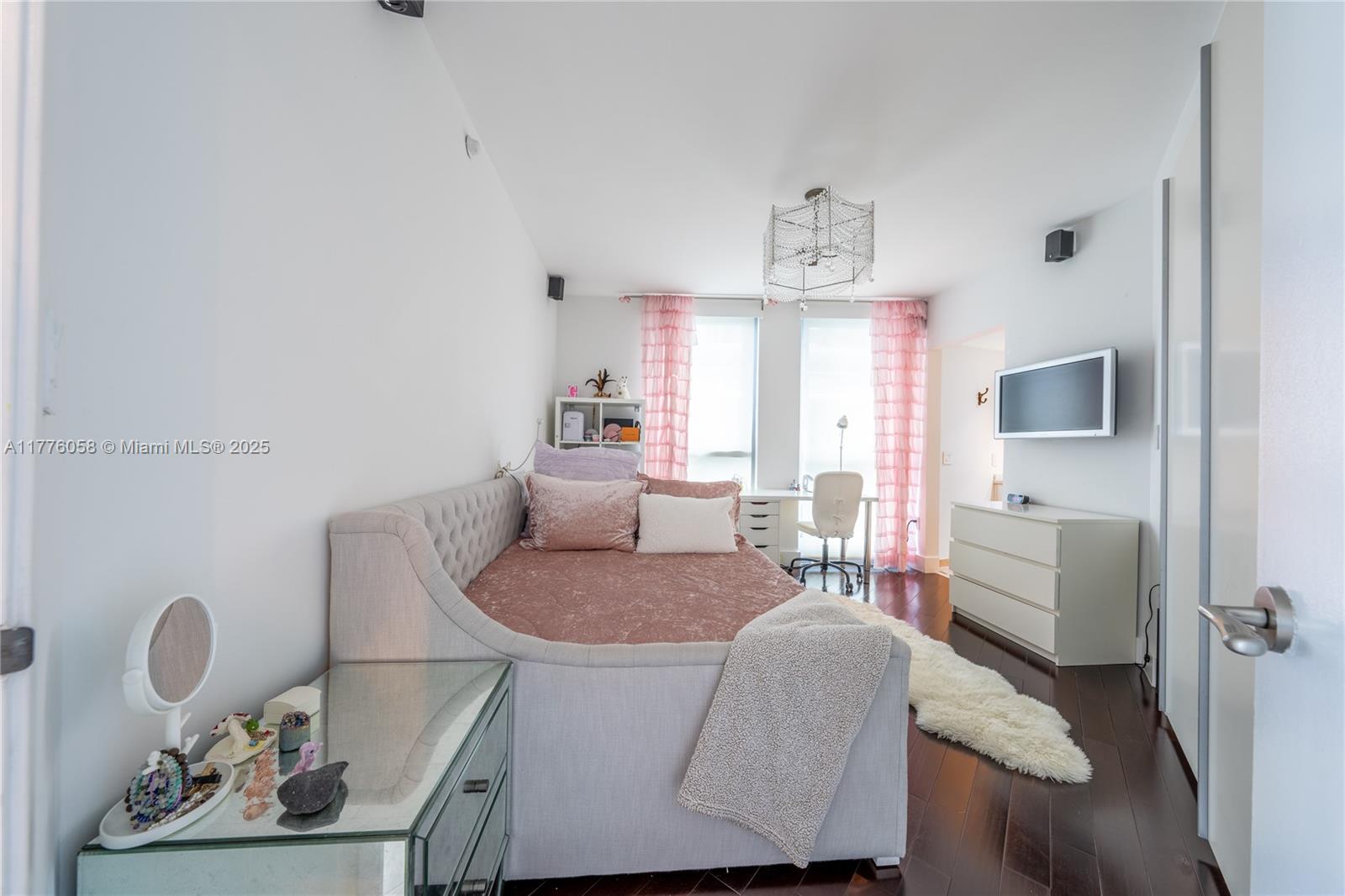 AZURE CONDO - Residential Lease