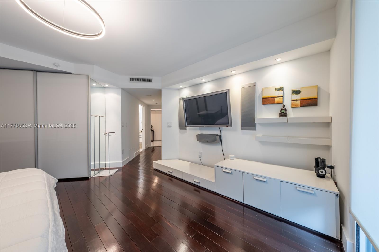 AZURE CONDO - Residential Lease