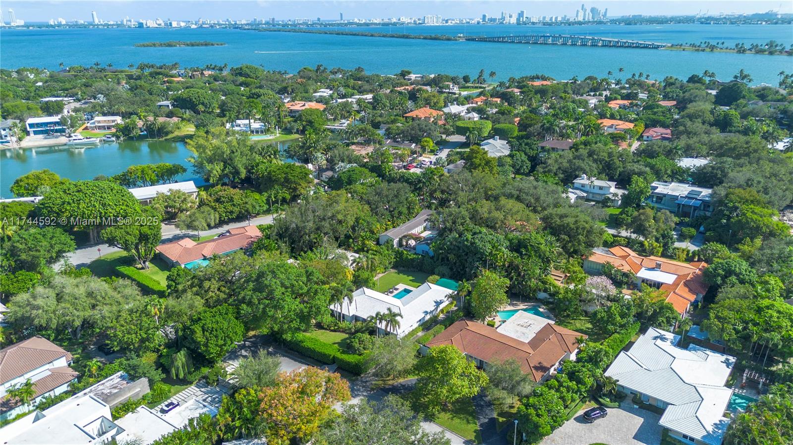 BAY POINT - Residential