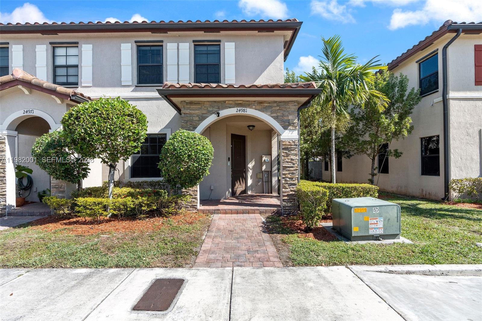 COCO PALM ESTATES - Residential