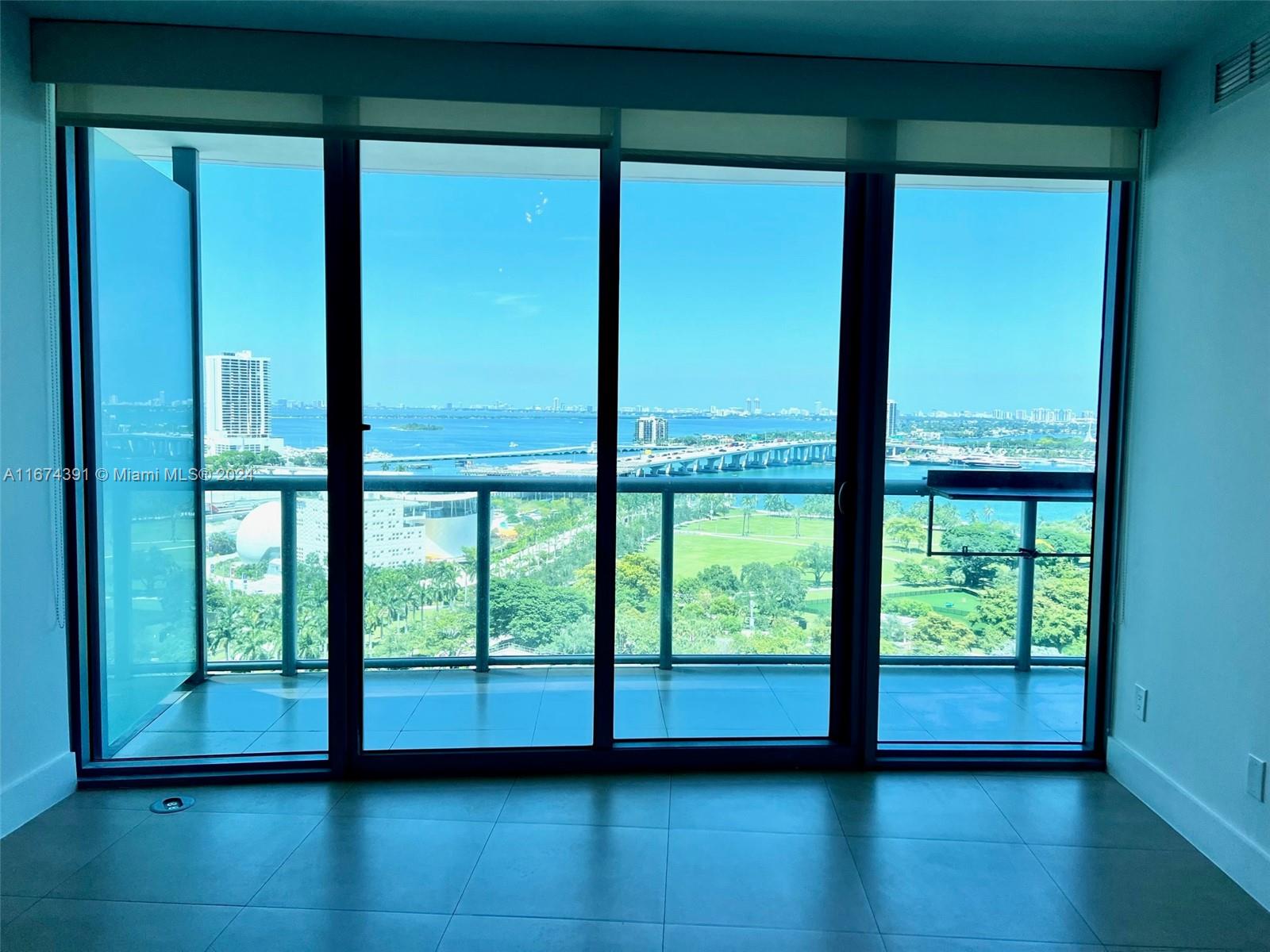MARINABLUE CONDO - Residential
