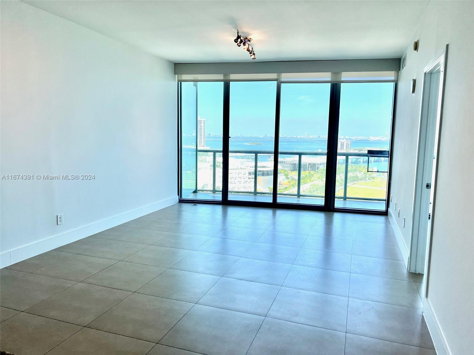 MARINABLUE CONDO - Residential