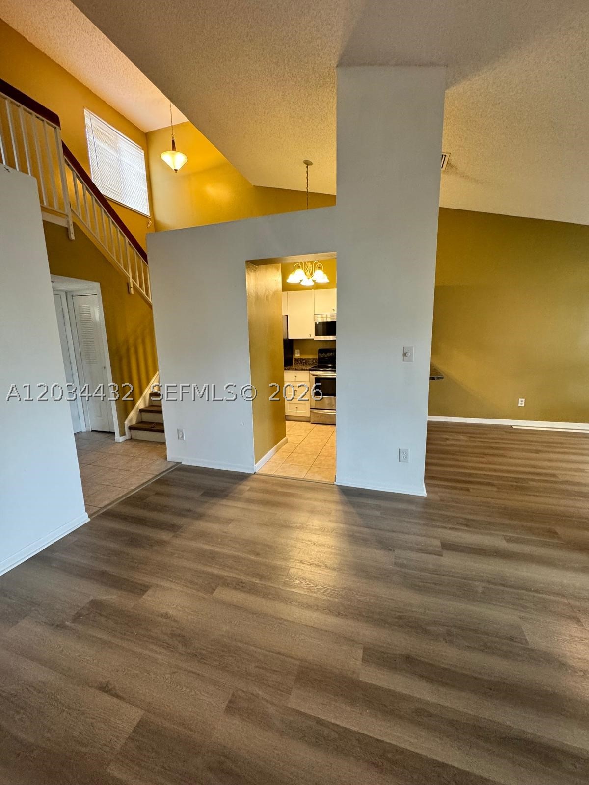 NAPOLI GARDENS AT CORAL S - Residential