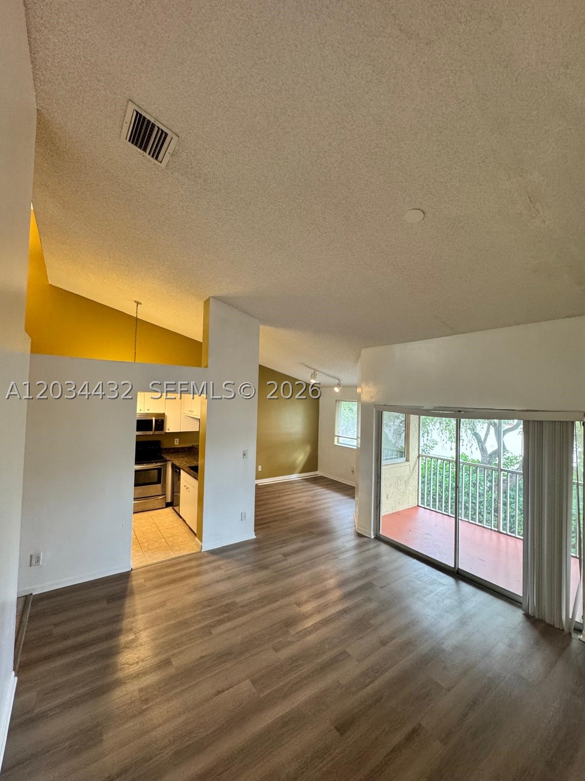 NAPOLI GARDENS AT CORAL S - Residential