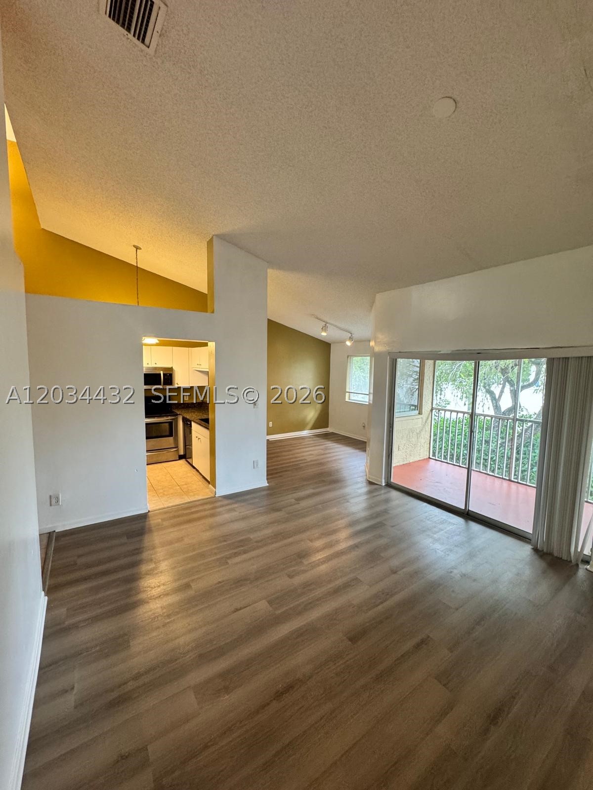 NAPOLI GARDENS AT CORAL S - Residential