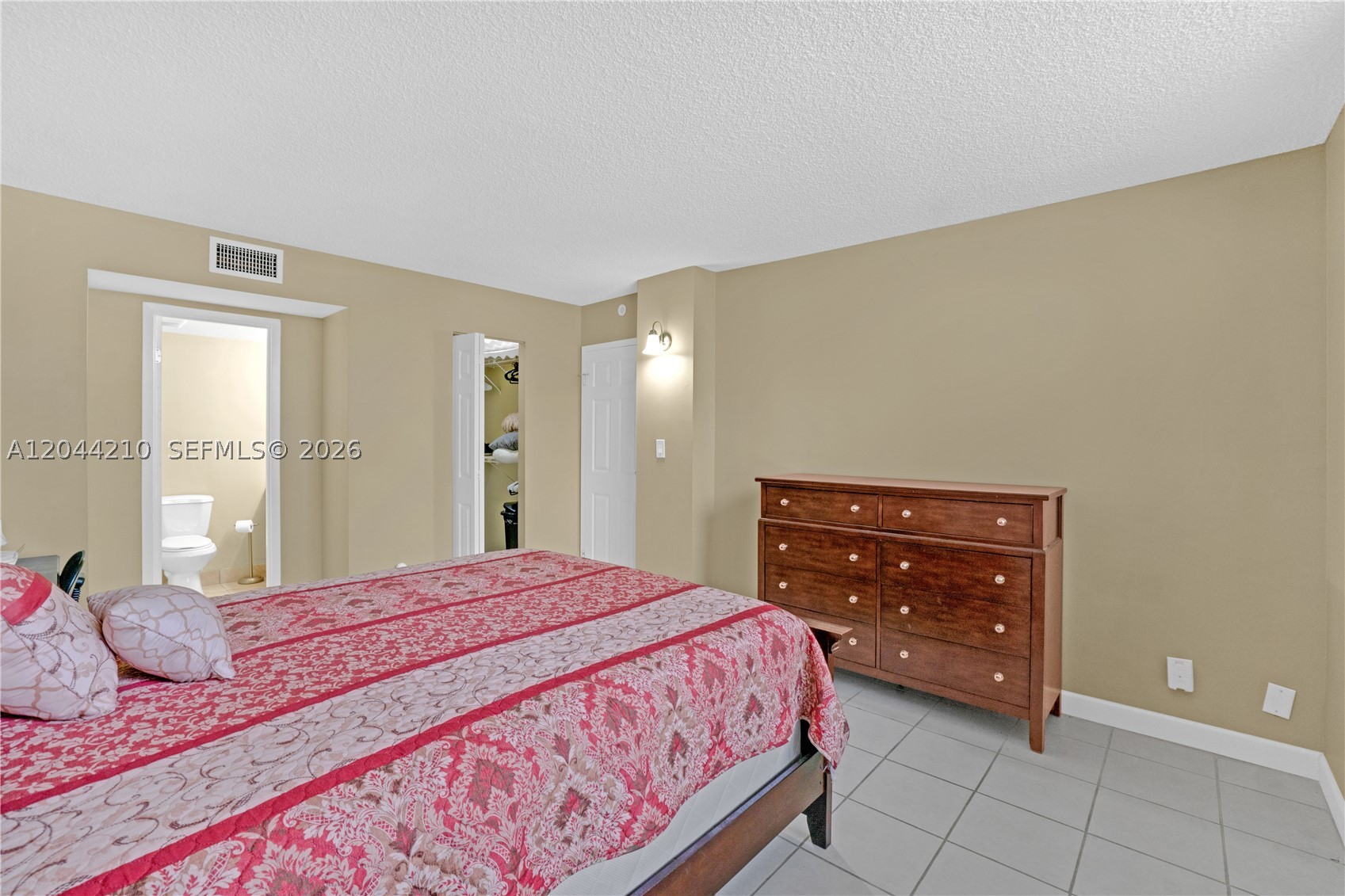 CYPRESS CHASE CONDO NO 2 - Residential