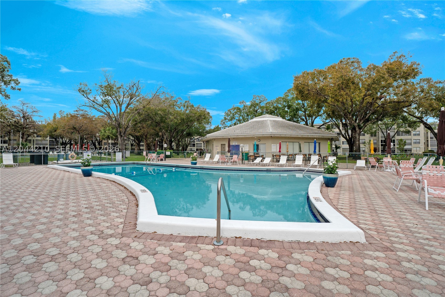 CYPRESS CHASE CONDO NO 2 - Residential