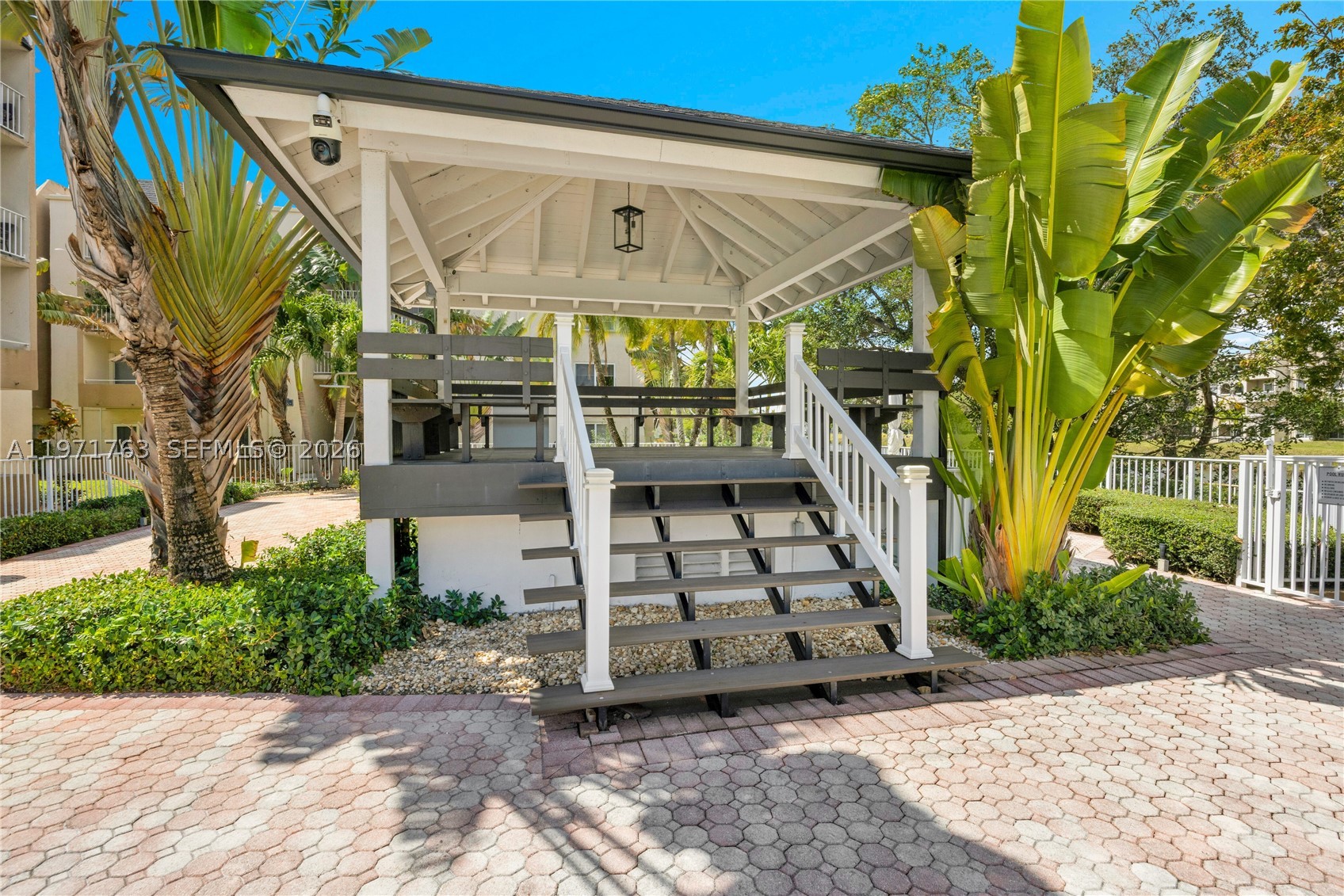 KINGS CREEK SO CONDO - Residential