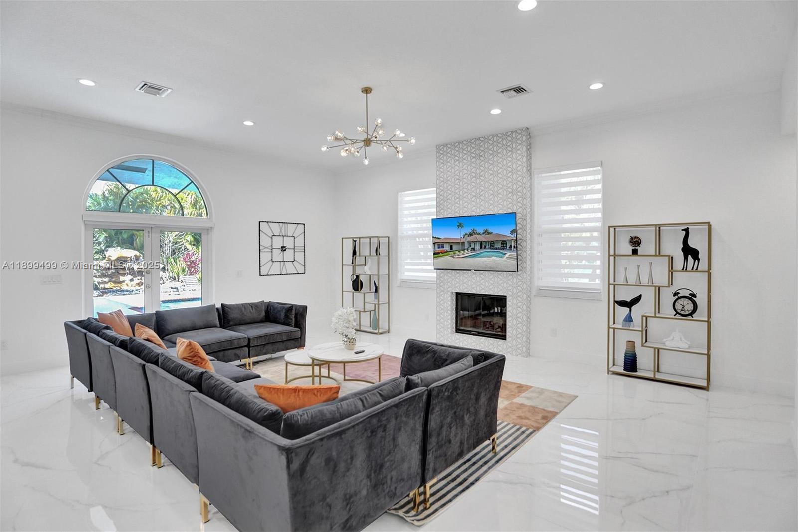 MECUDA ESTATES - Residential