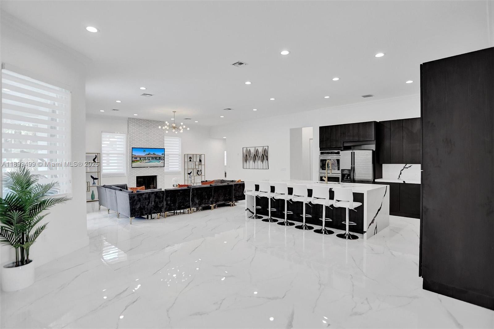 MECUDA ESTATES - Residential