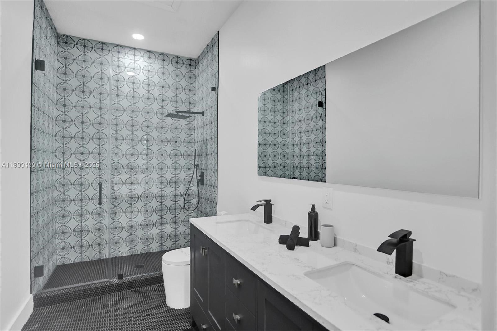 MECUDA ESTATES - Residential