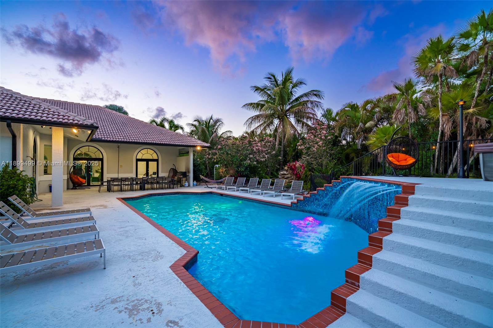 MECUDA ESTATES - Residential