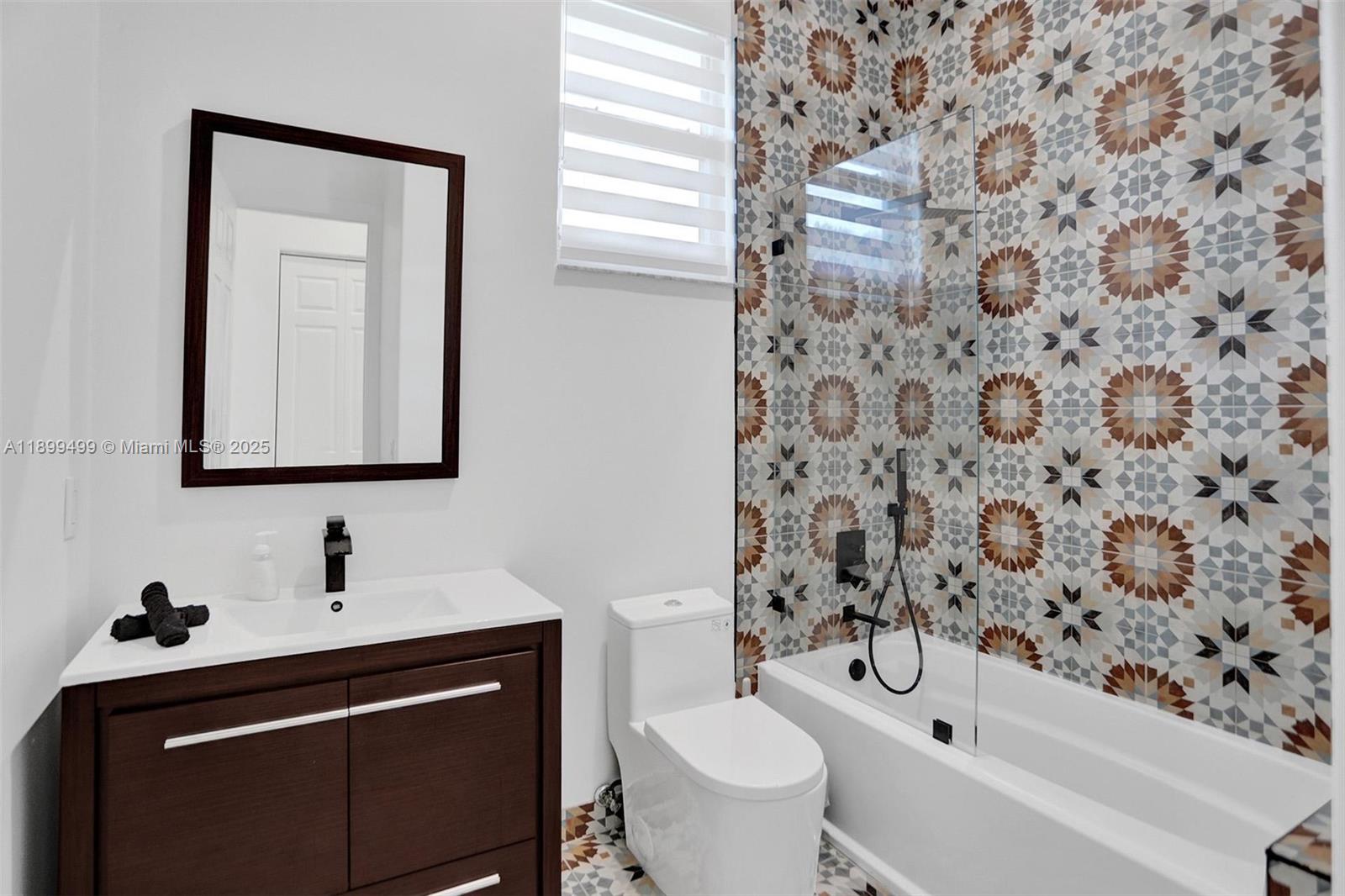 MECUDA ESTATES - Residential