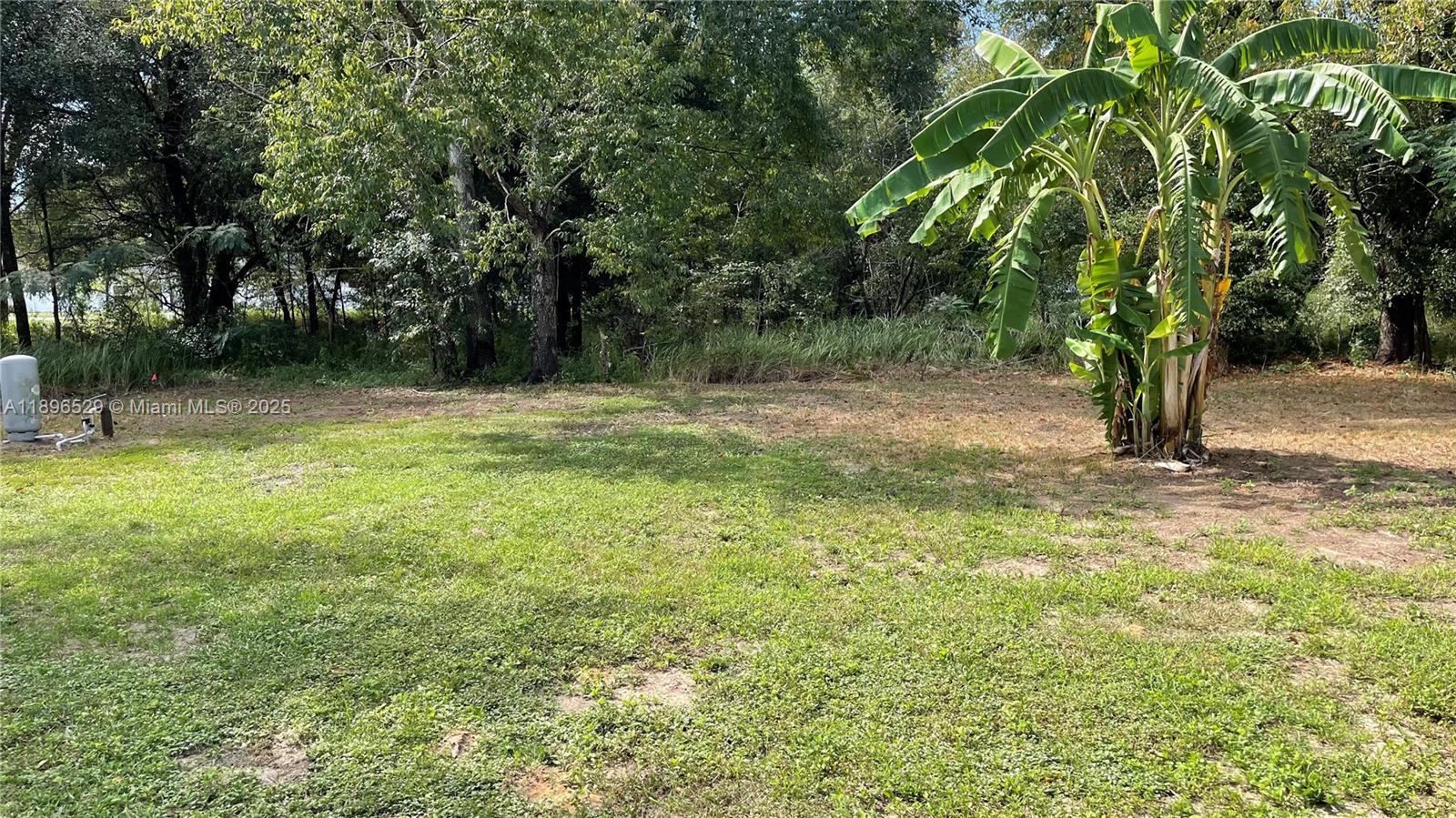SILVER SPRINGS SHORES UNIT - Residential Lease