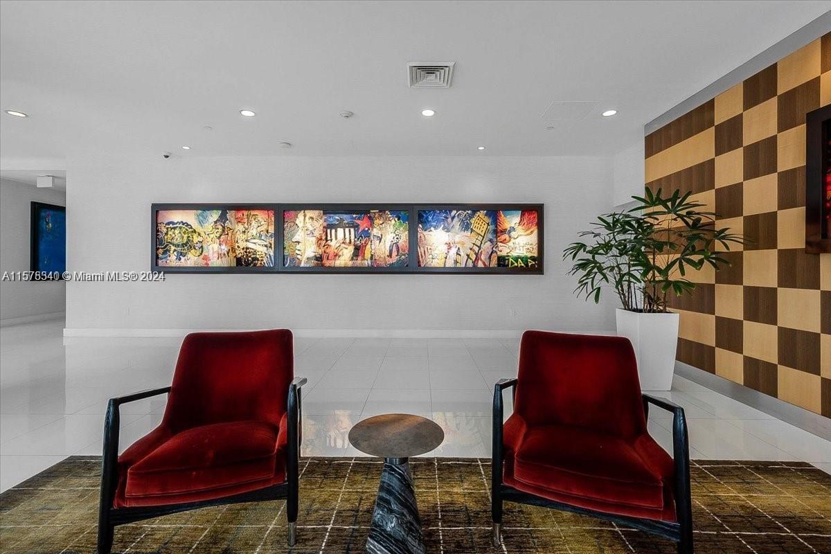 1800 CLUB CONDO - Residential