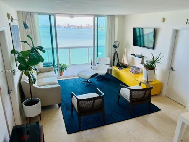 1800 CLUB CONDO - Residential