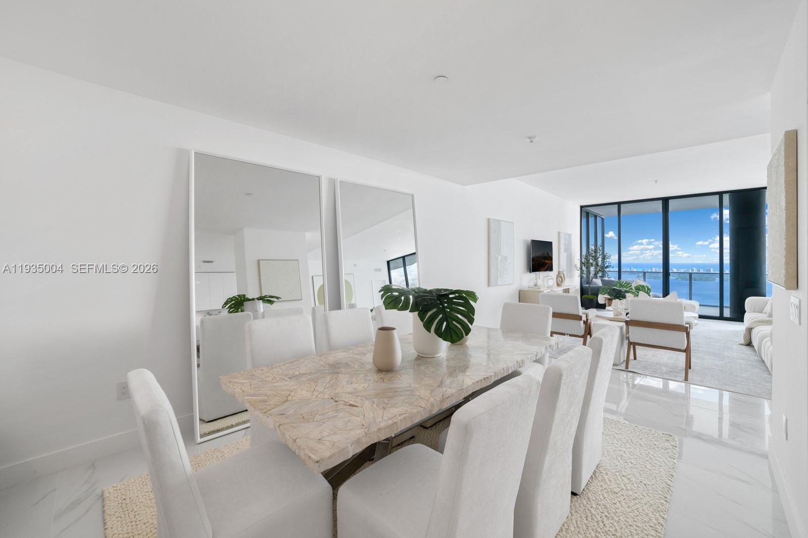 ¤BAY BREEZE - Residential