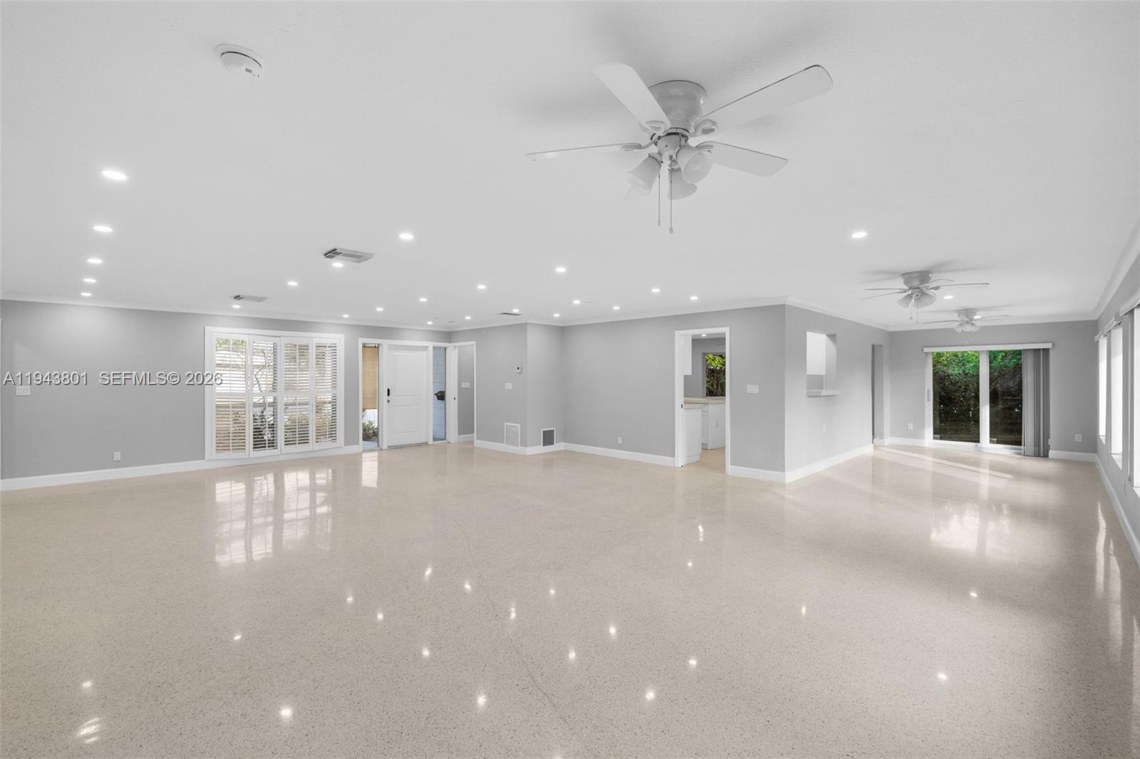 CORAL RIDGE COUNTRY CLUB - Residential
