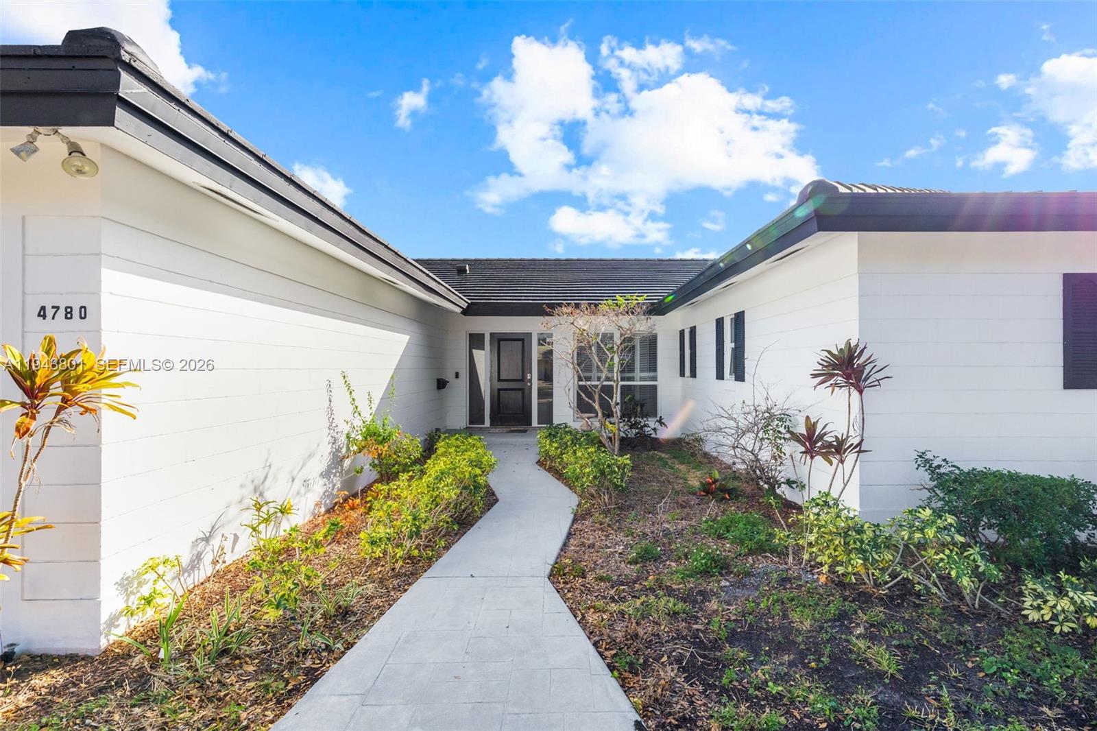 CORAL RIDGE COUNTRY CLUB - Residential