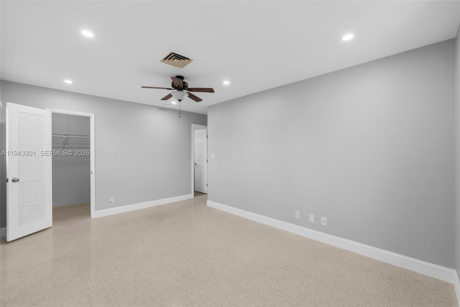 CORAL RIDGE COUNTRY CLUB - Residential
