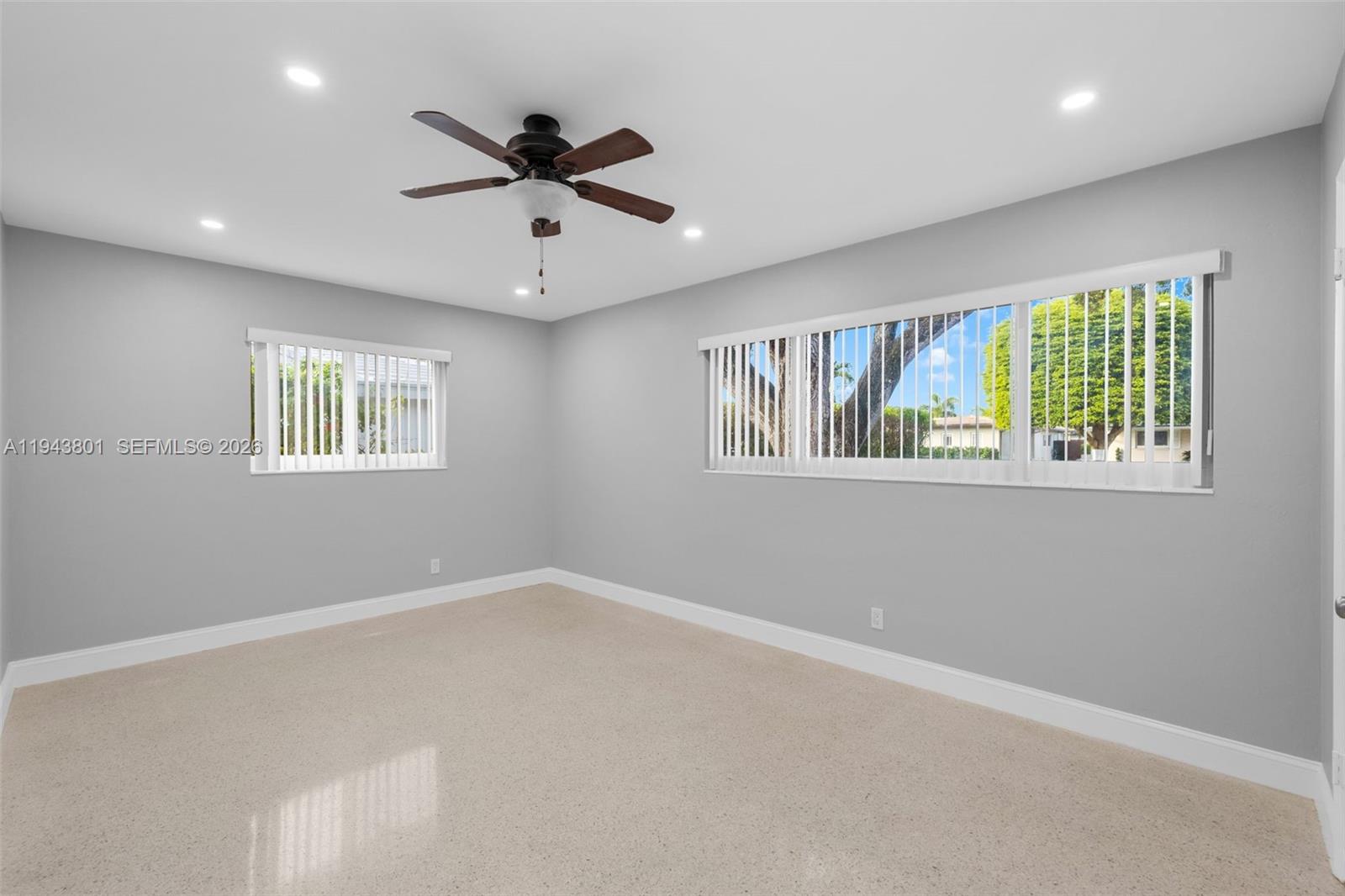 CORAL RIDGE COUNTRY CLUB - Residential
