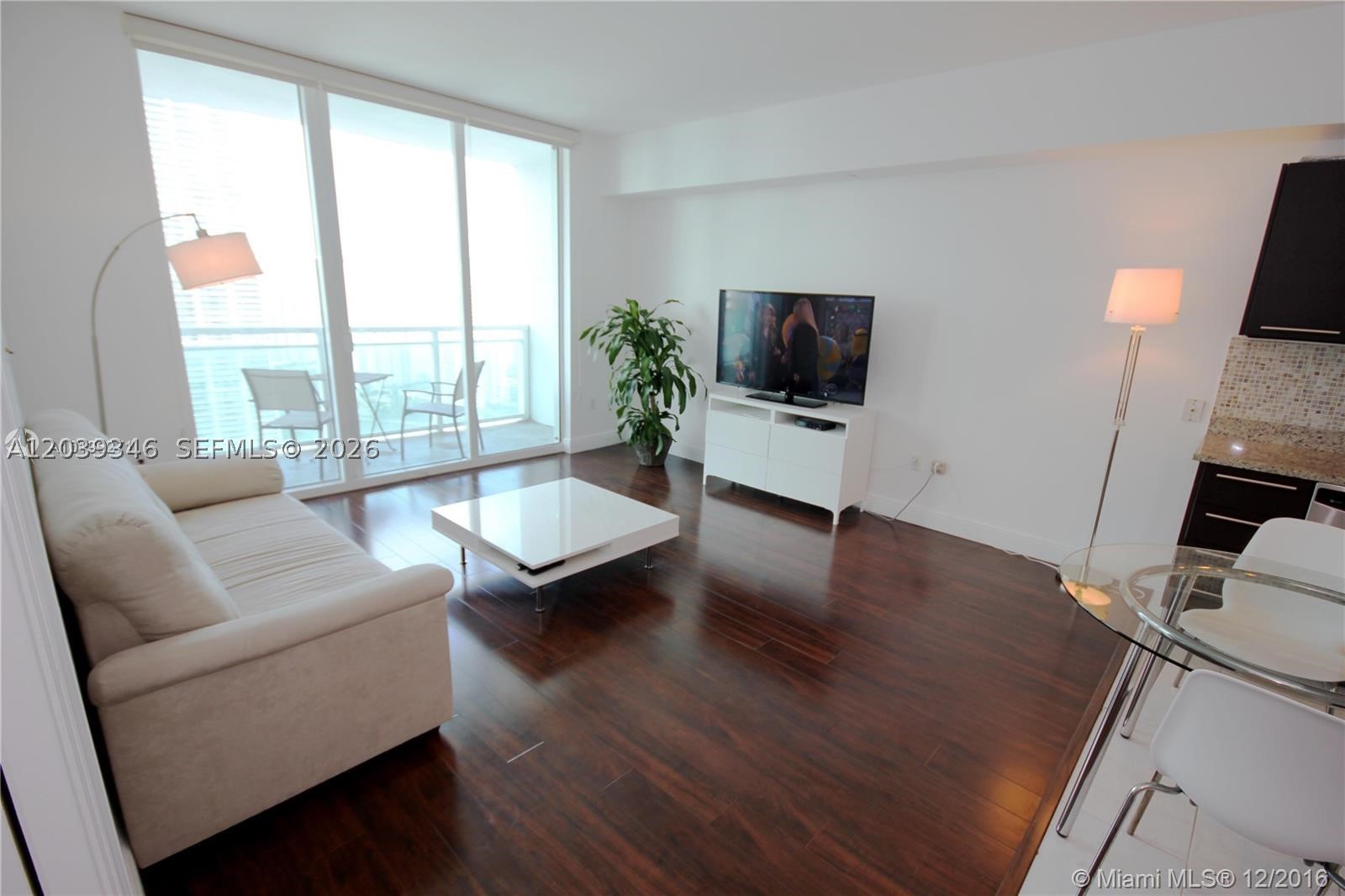 THE PLAZA 851 BRICKELL CO - Residential