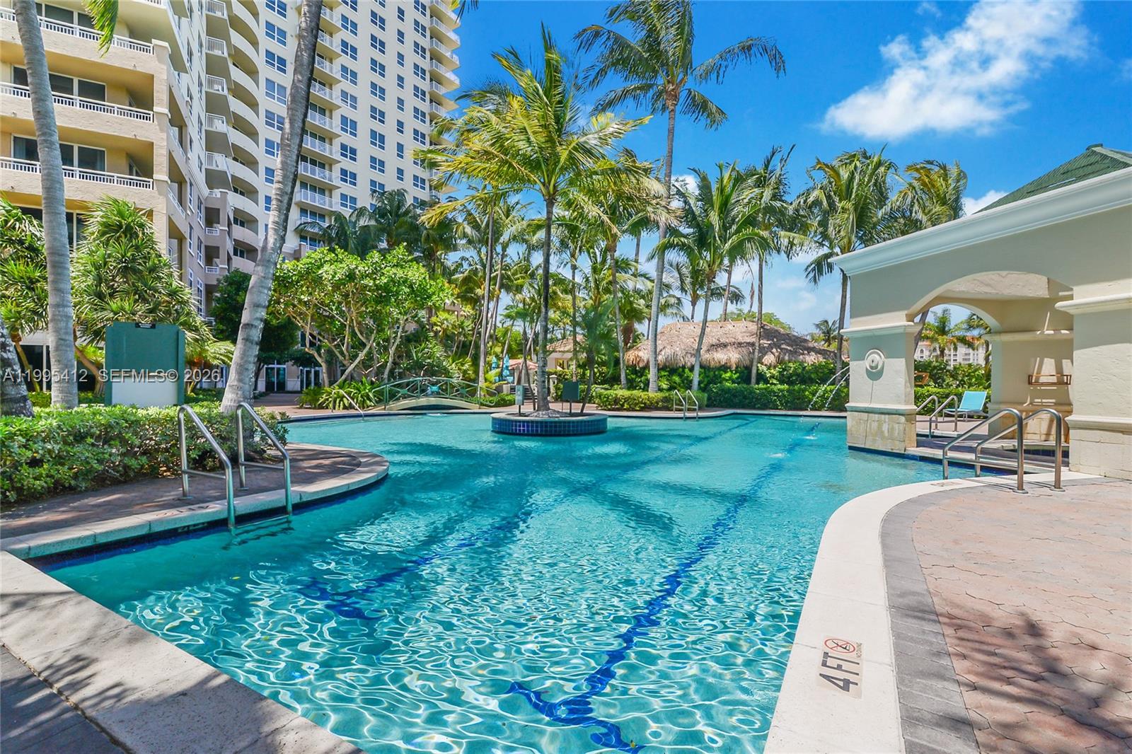 TURNBERRY ON THE GREEN CO - Residential