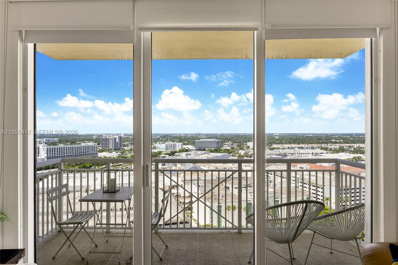TURNBERRY ON THE GREEN CO - Residential