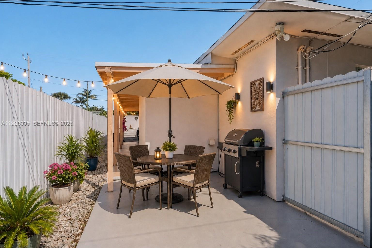 SUB OF FOSTER & SANCHEZ T - Residential