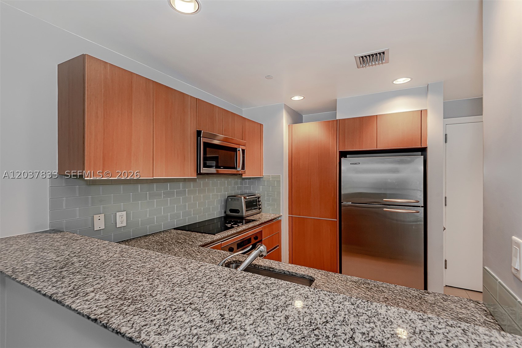 1060 BRICKELL CONDO - Residential Lease
