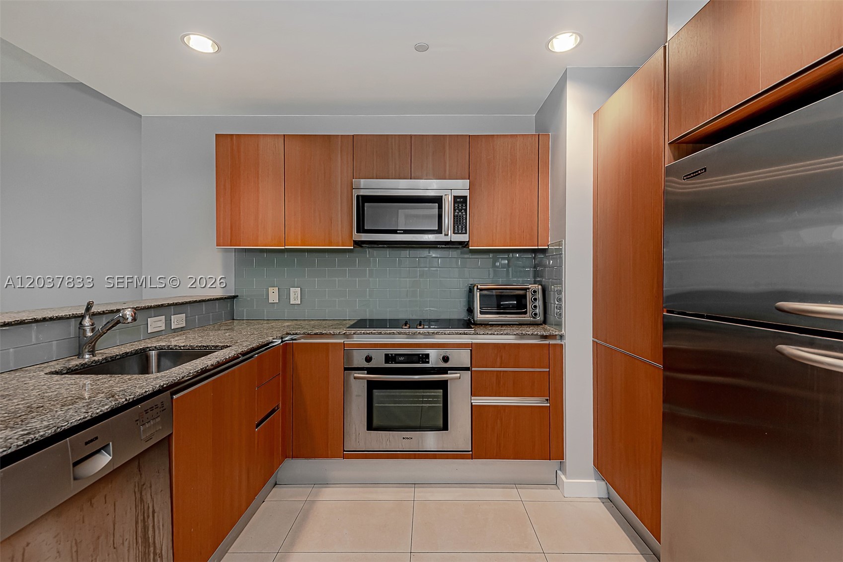 1060 BRICKELL CONDO - Residential Lease