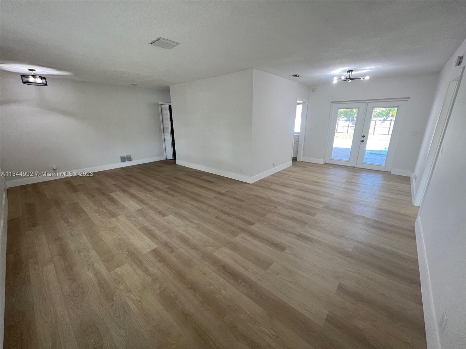 PLANTATION PARK SEVENTH A - Residential