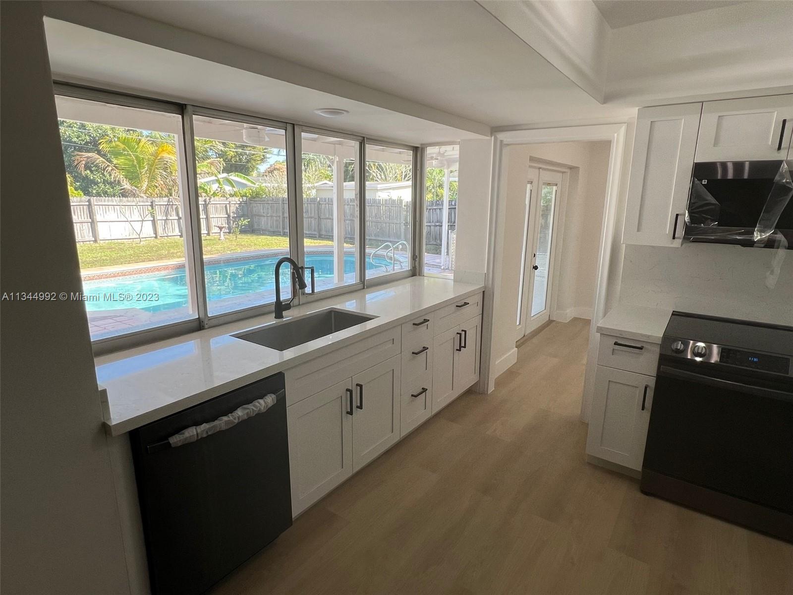 PLANTATION PARK SEVENTH A - Residential