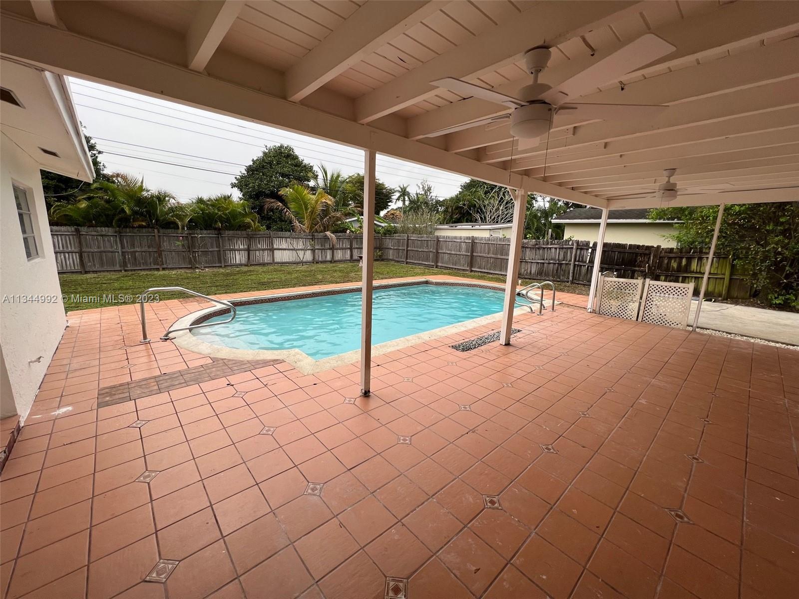 PLANTATION PARK SEVENTH A - Residential