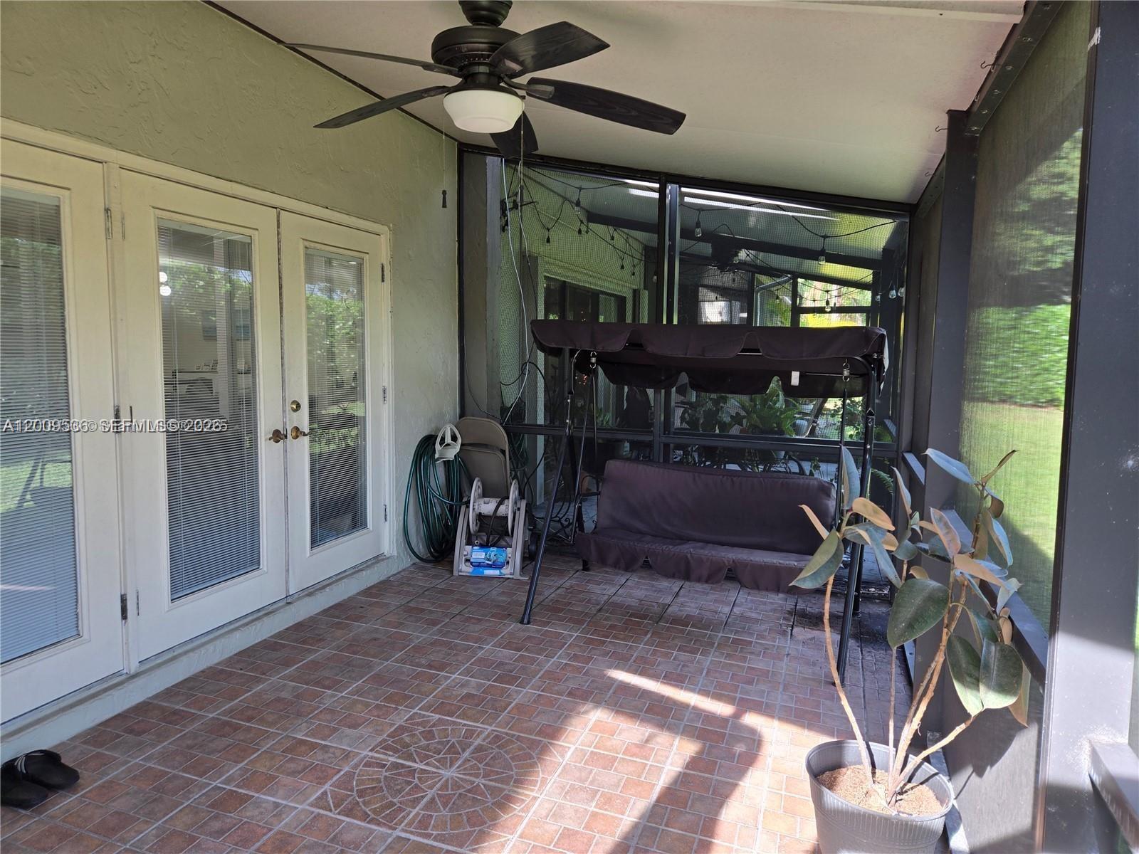 LAS HACIENDAS TOWNHOUSE C - Residential