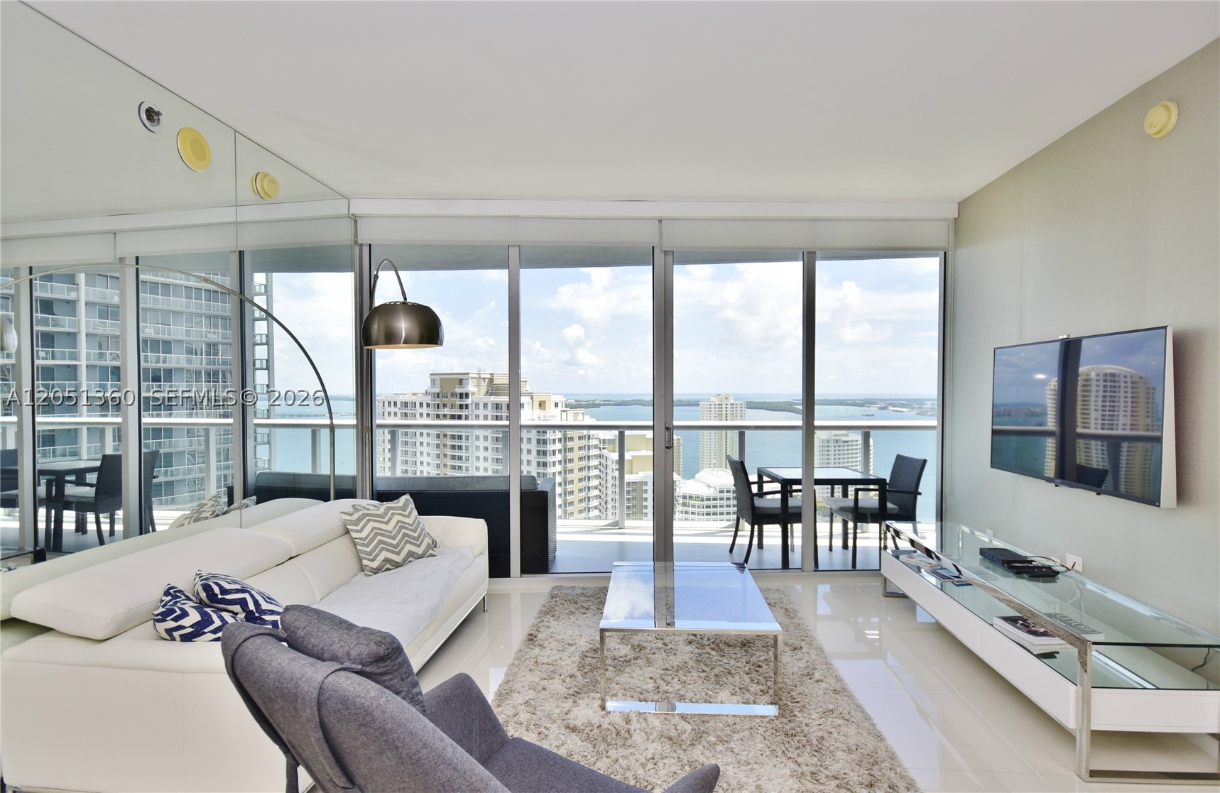 ICON BRICKELL TOWER 1 - Residential Lease
