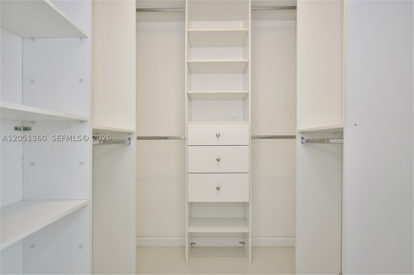 ICON BRICKELL TOWER 1 - Residential Lease