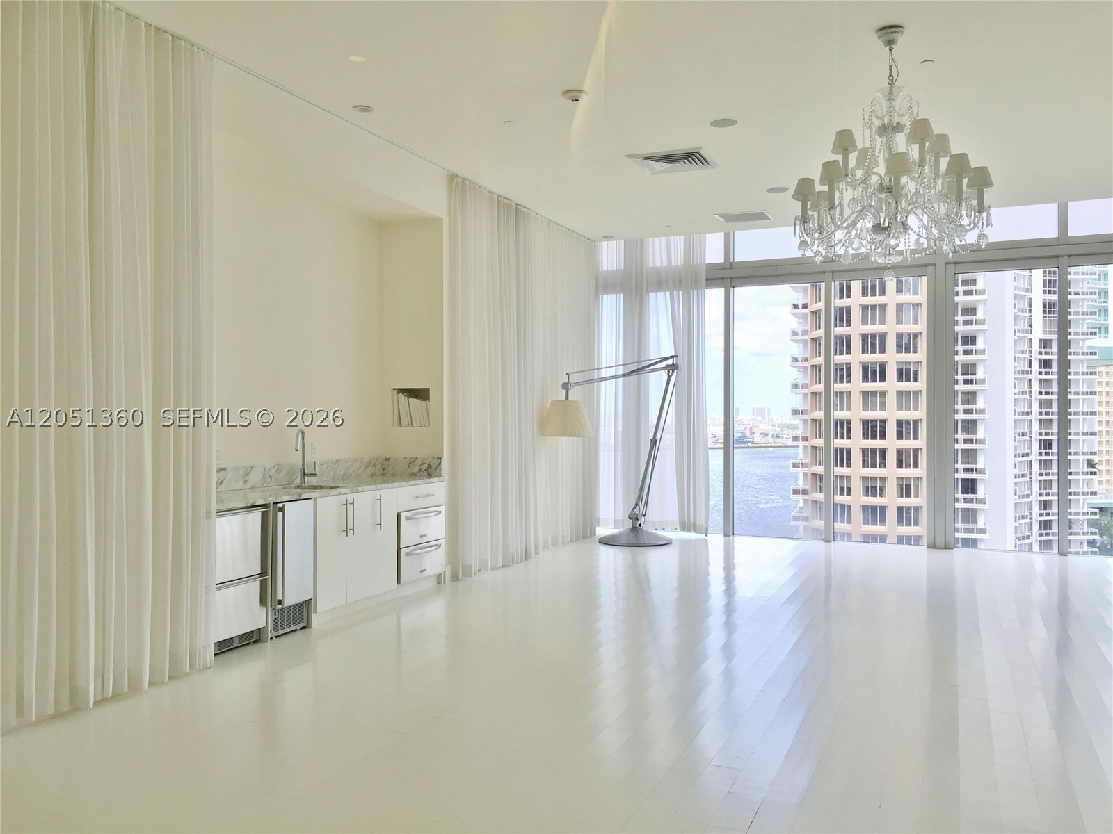 ICON BRICKELL TOWER 1 - Residential Lease