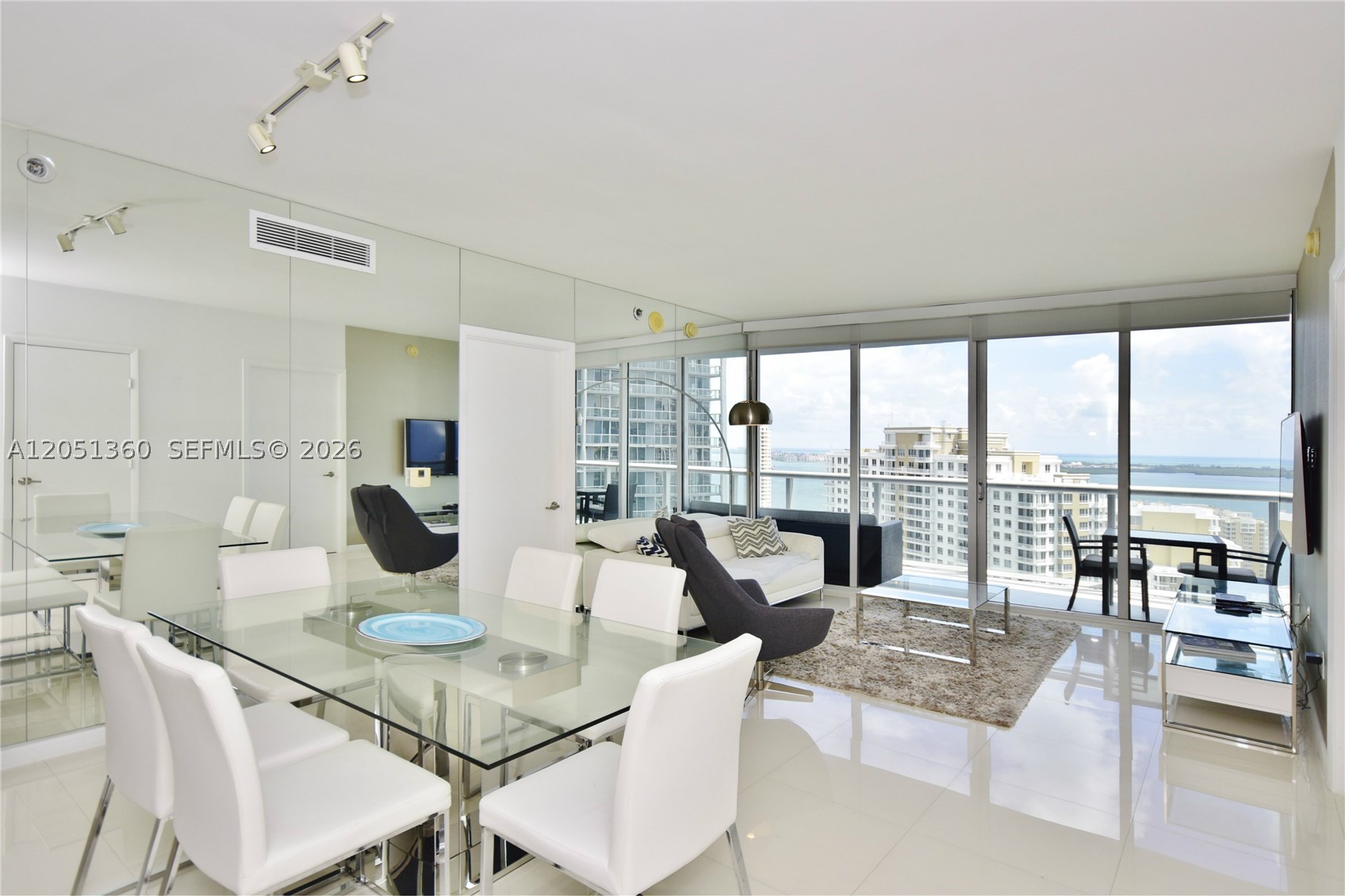 ICON BRICKELL TOWER 1 - Residential Lease