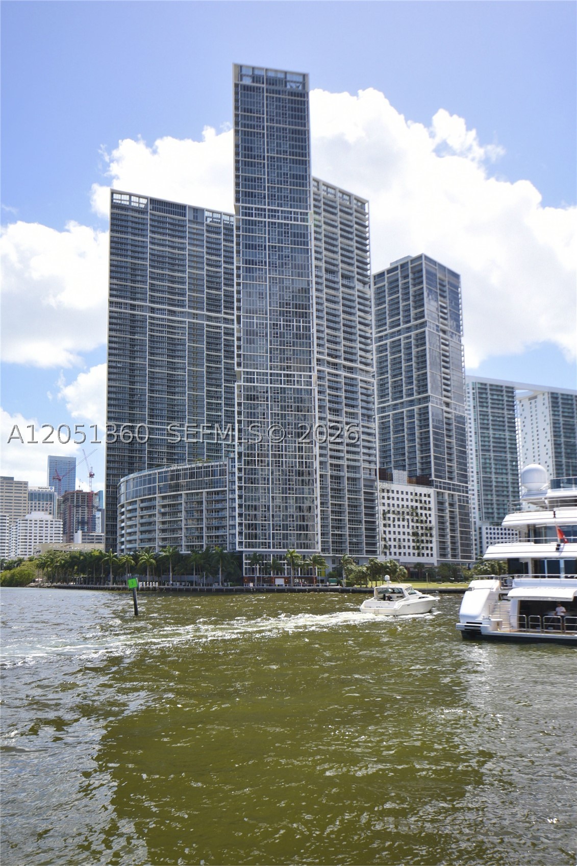 ICON BRICKELL TOWER 1 - Residential Lease