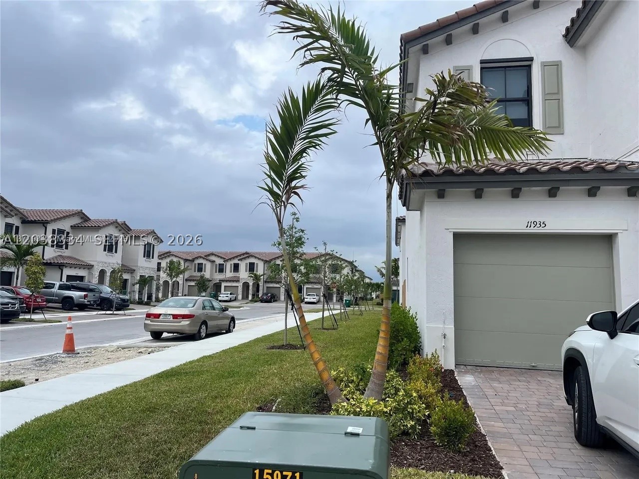 SILVER PALM RESIDENTIAL HO - Residential