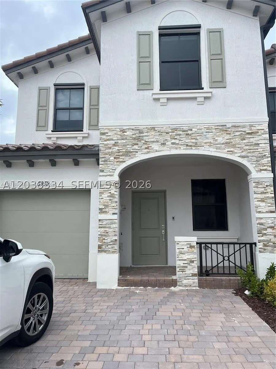 SILVER PALM RESIDENTIAL HO - Residential