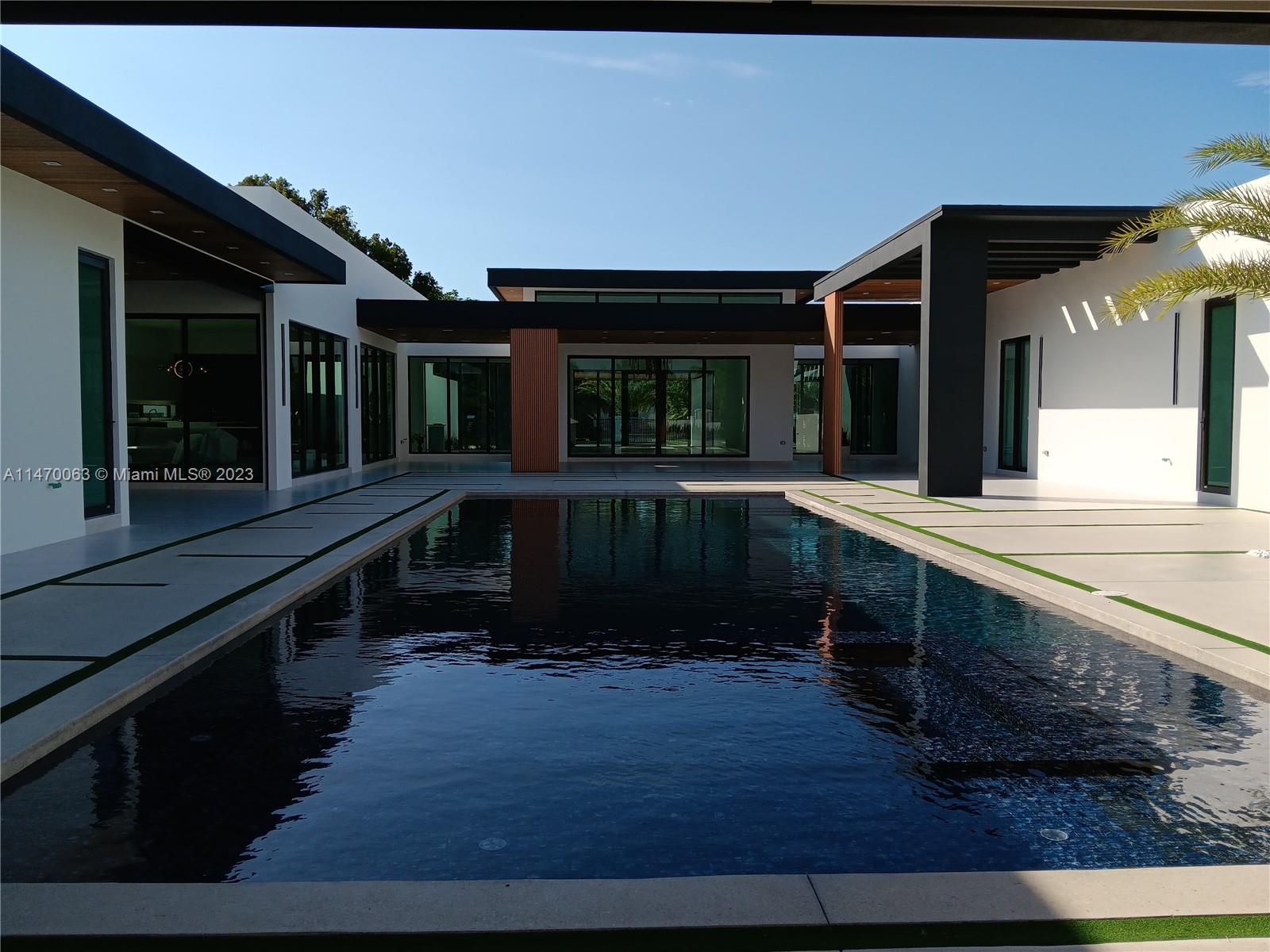 MILLER DRIVE ESTATES - Residential