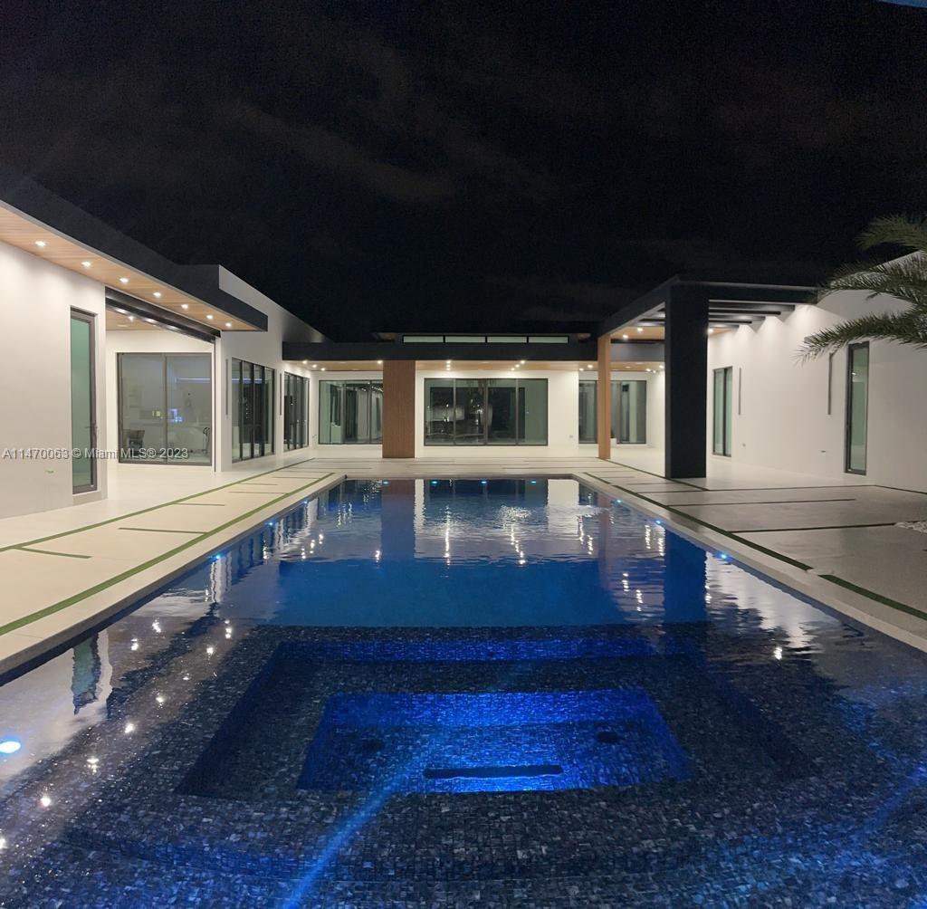 MILLER DRIVE ESTATES - Residential