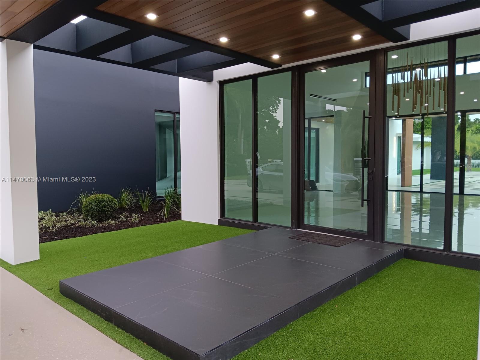MILLER DRIVE ESTATES - Residential