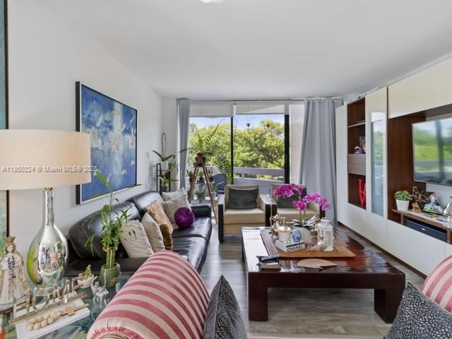 BRICKELL PARK CONDO - Residential
