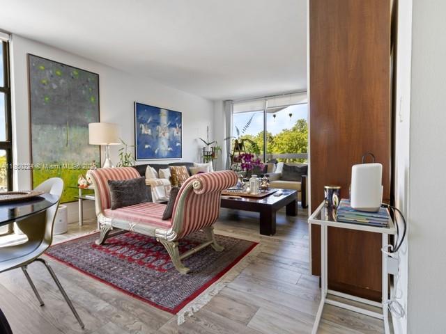 BRICKELL PARK CONDO - Residential