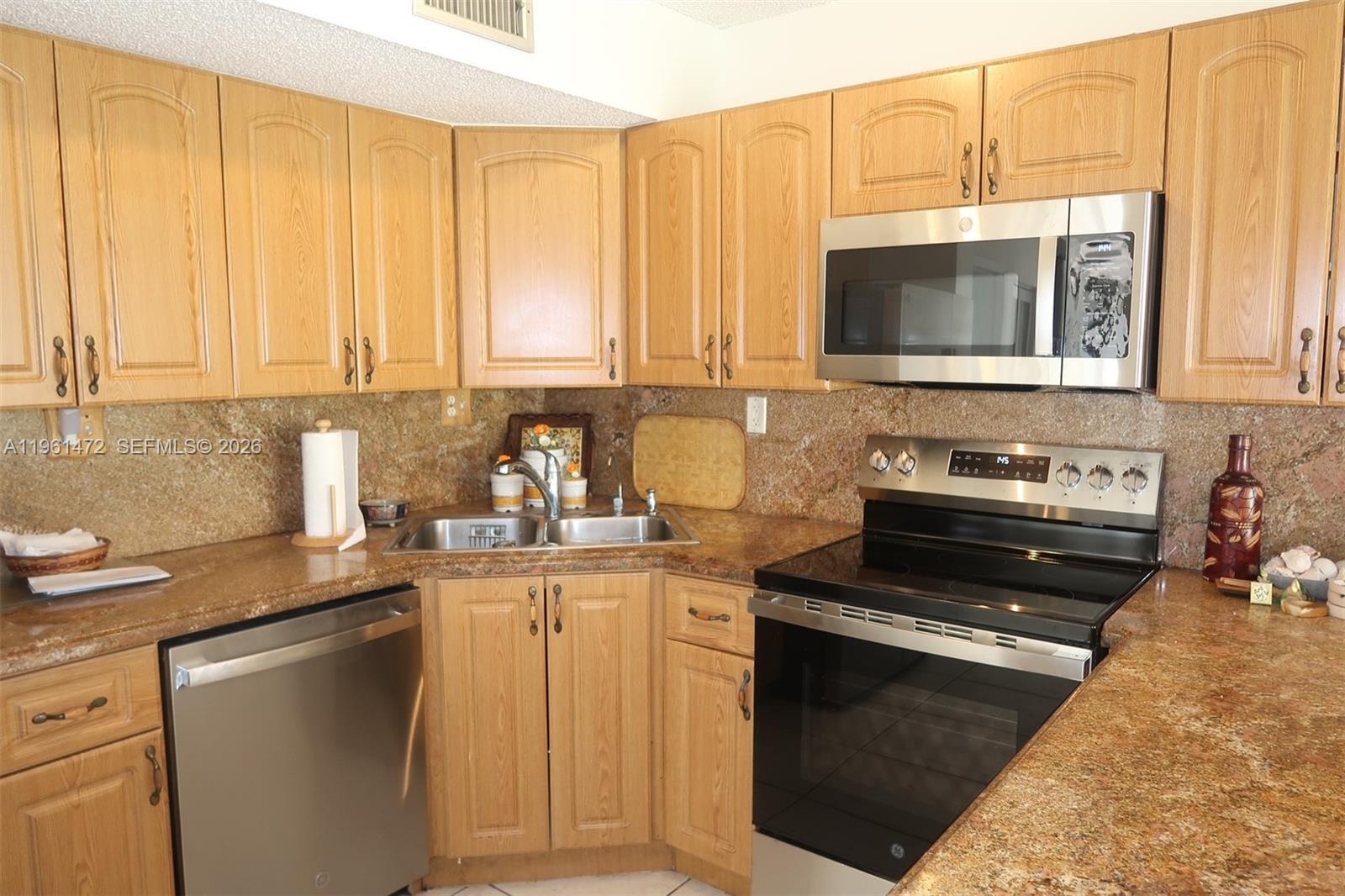 GREENWAY LAKES SEC ONE - Residential