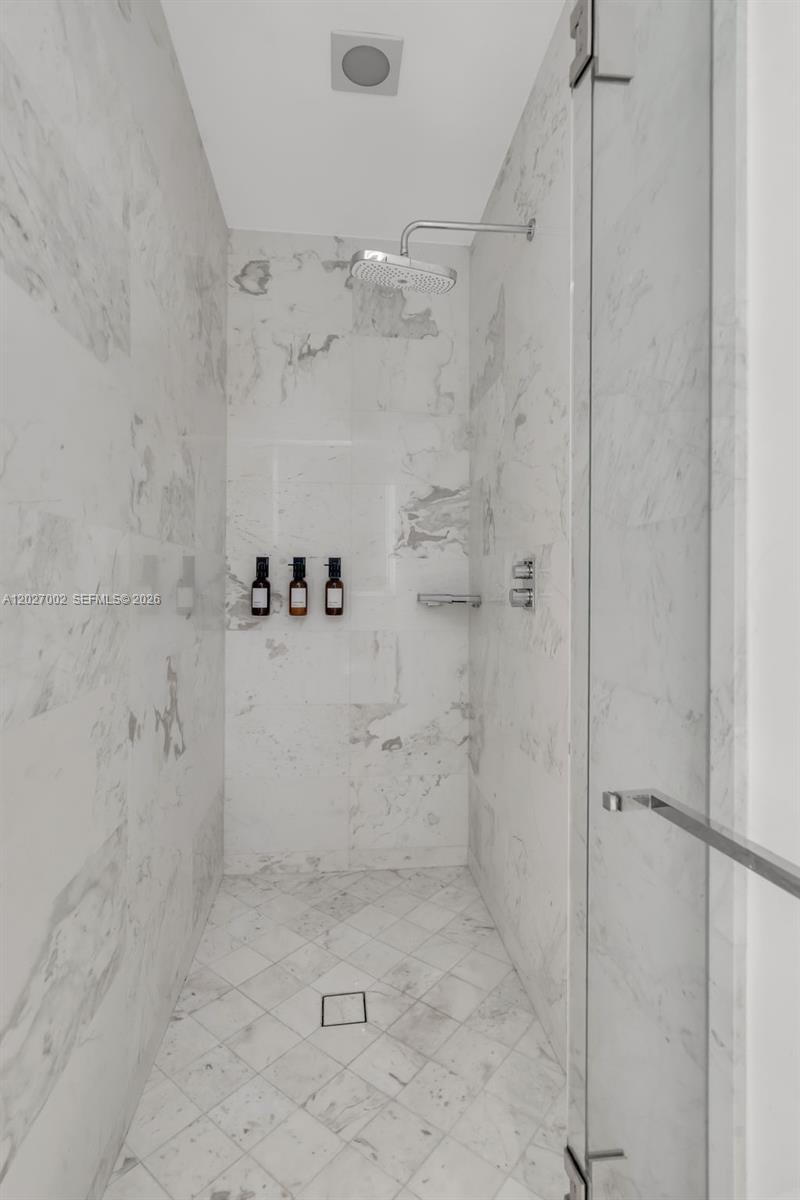 OCEANA KEY BISCAYNE CONDO - Residential