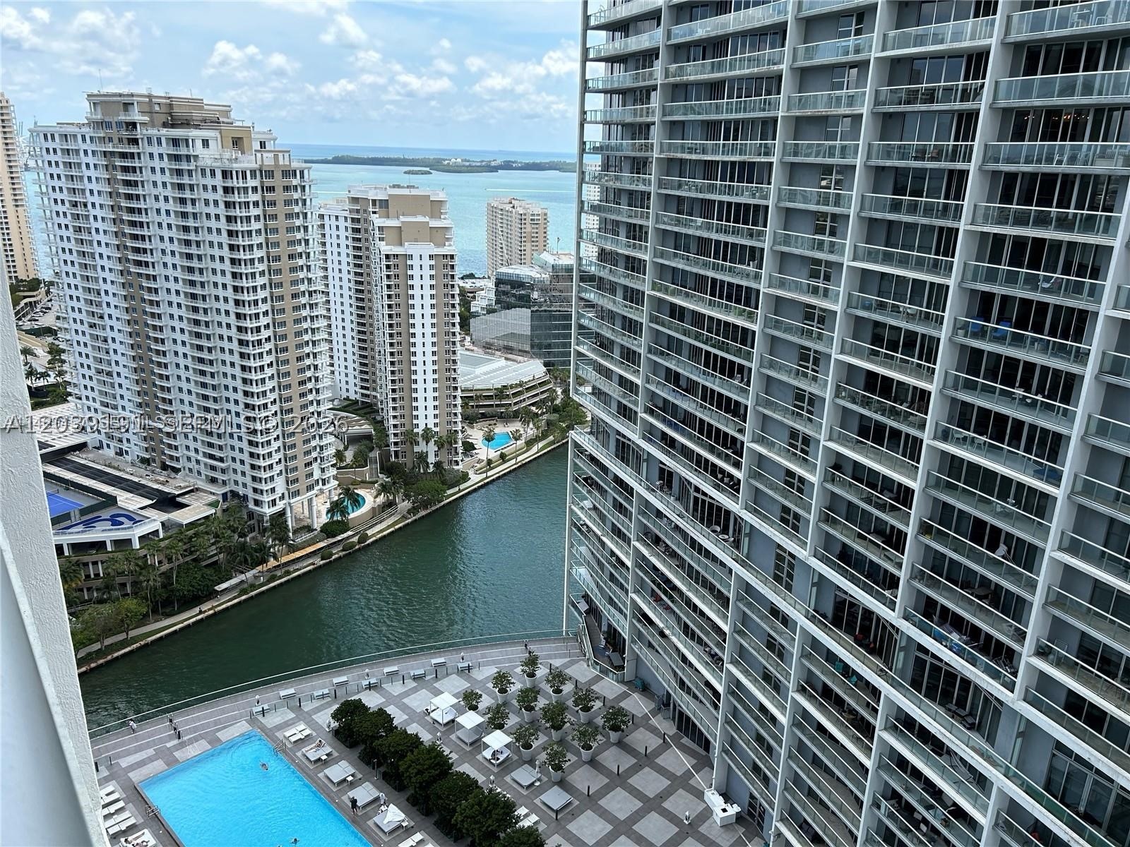 ICONBRICKELL CONDO NO 1 - Residential Lease